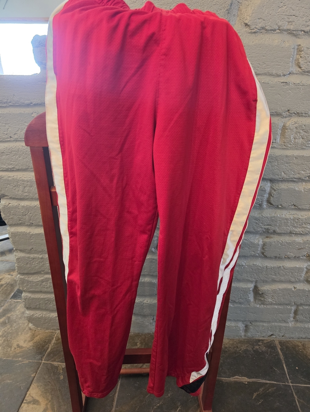 Nike Red Performance Pants Joggers with White Swoosh BOYS SIZE XL